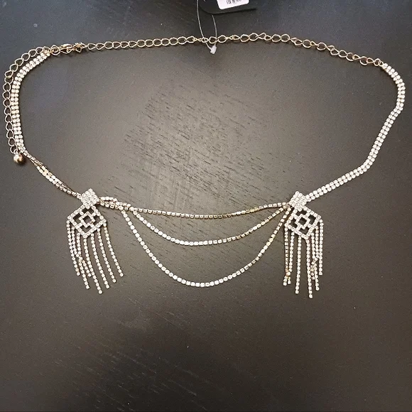 Akira Crystal & Gold Jewelry Belt Bundle - Picture 3 of 4